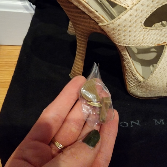 Leon max heeled sandals - Picture 7 of 9